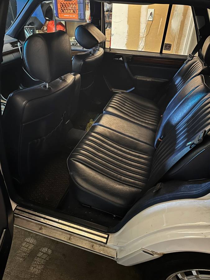 Mercedes-benz-300-te-1992-white