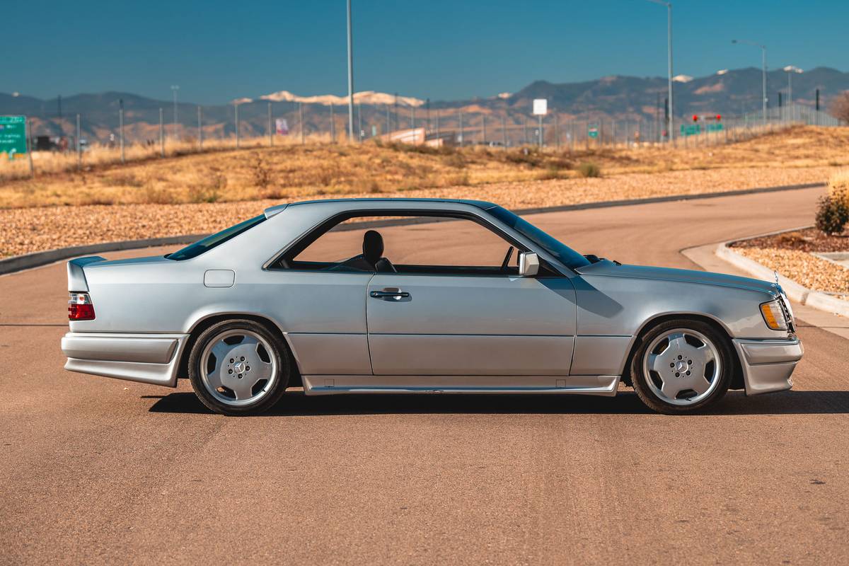 Mercedes-benz-300ce-1993-silver-1