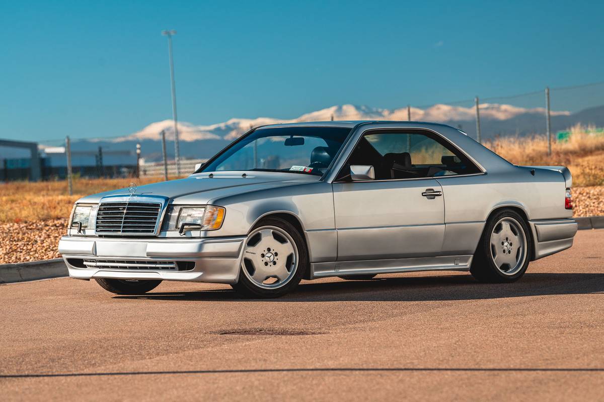 Mercedes-benz-300ce-1993-silver-10