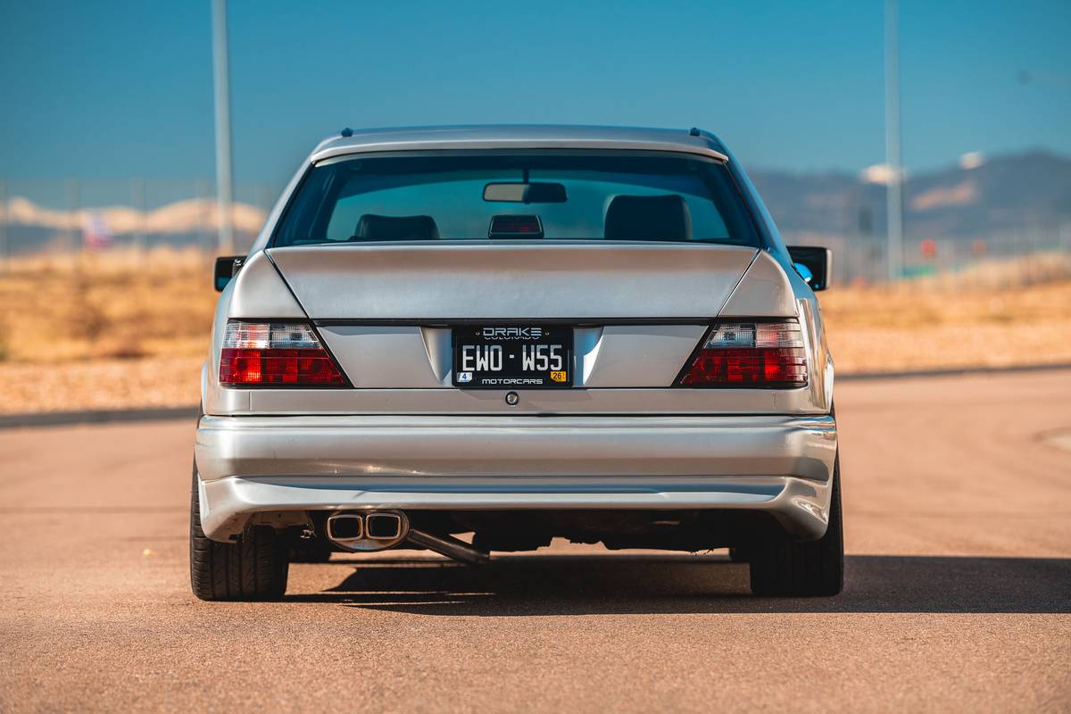 Mercedes-benz-300ce-1993-silver-2