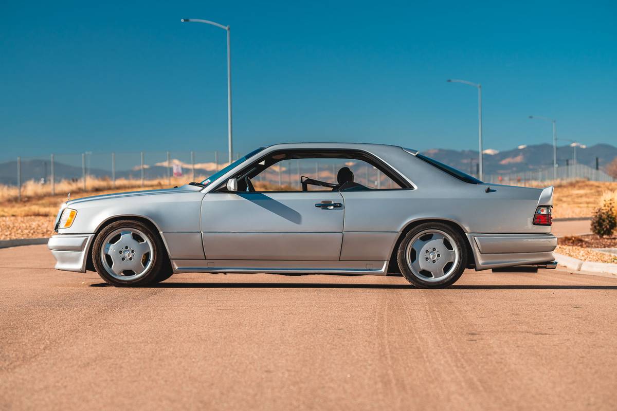 Mercedes-benz-300ce-1993-silver-3