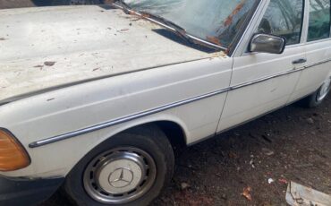 Mercedes-benz-300d-diesel-1985-1