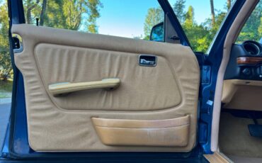 Mercedes-benz-300d-diesel-1985-14