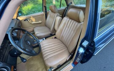 Mercedes-benz-300d-diesel-1985-18
