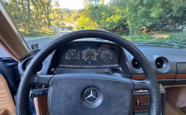 Mercedes-benz-300d-diesel-1985-21