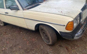 Mercedes-benz-300d-diesel-1985