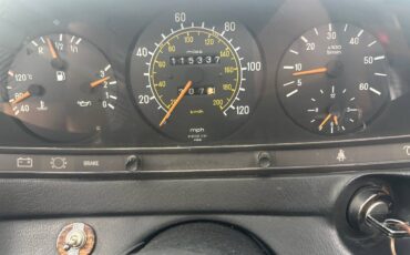 Mercedes-benz-300d-w123-diesel-1985-custom-17