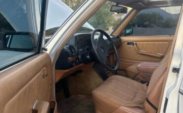 Mercedes-benz-300d-w123-diesel-1985-custom-5