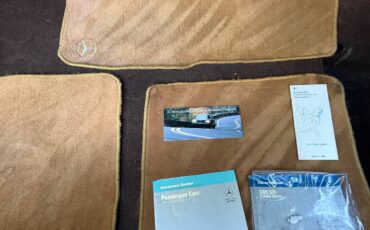 Mercedes-benz-300sd-diesel-1984-9