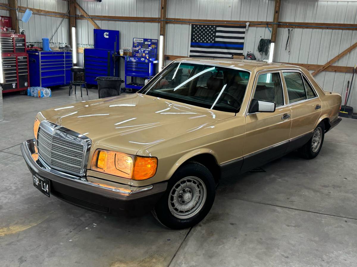 Mercedes-benz-300sd-diesel-1985-1