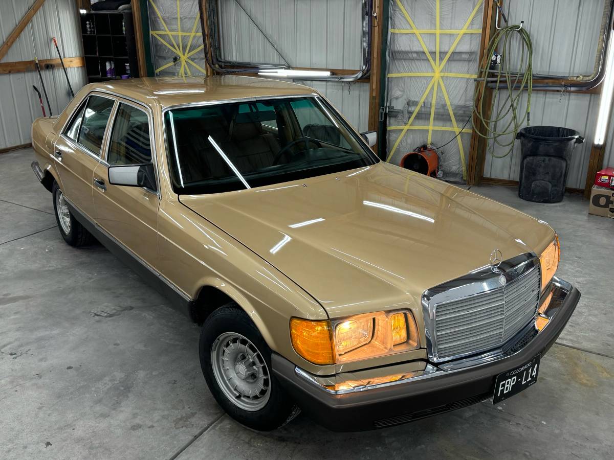 Mercedes-benz-300sd-diesel-1985-3