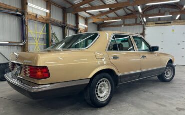 Mercedes-benz-300sd-diesel-1985-7