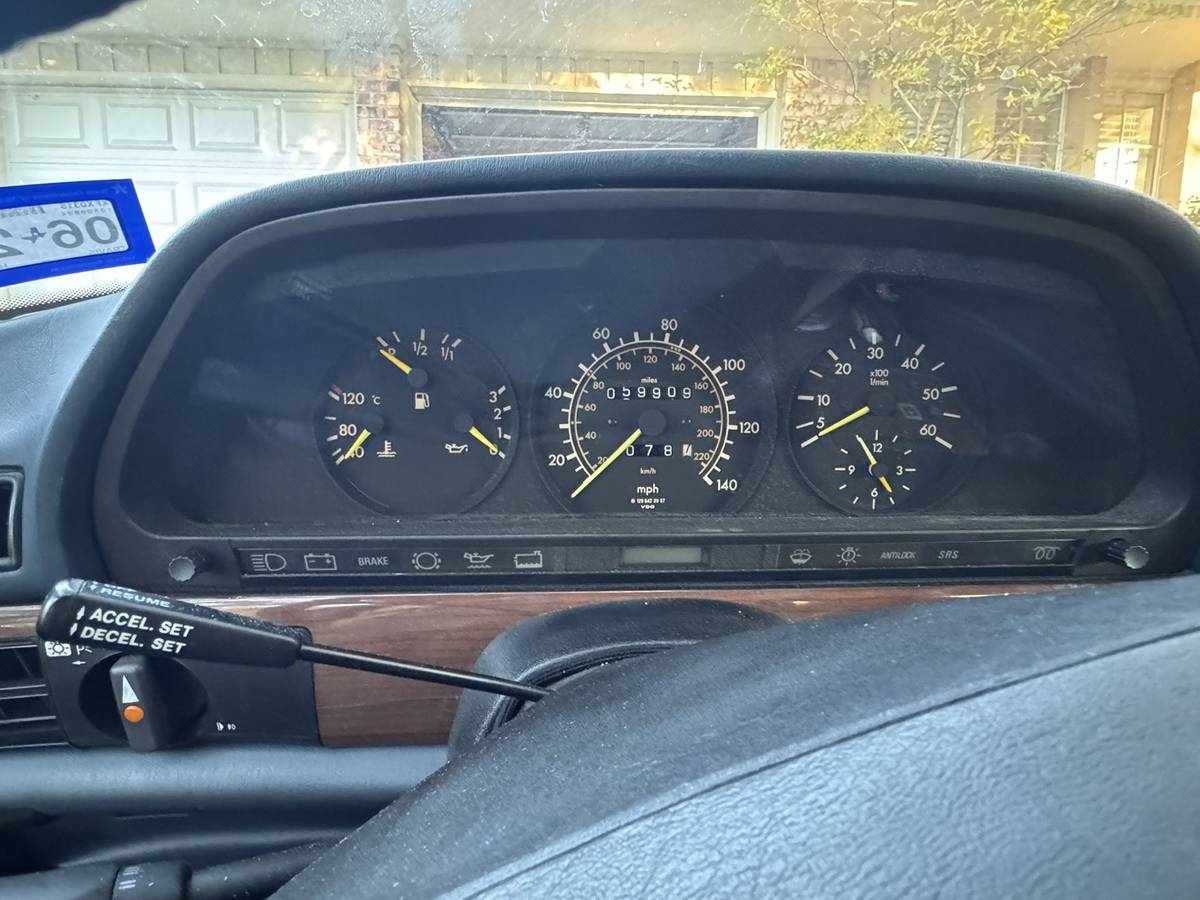 Mercedes-benz-300sdl-diesel-1987-8