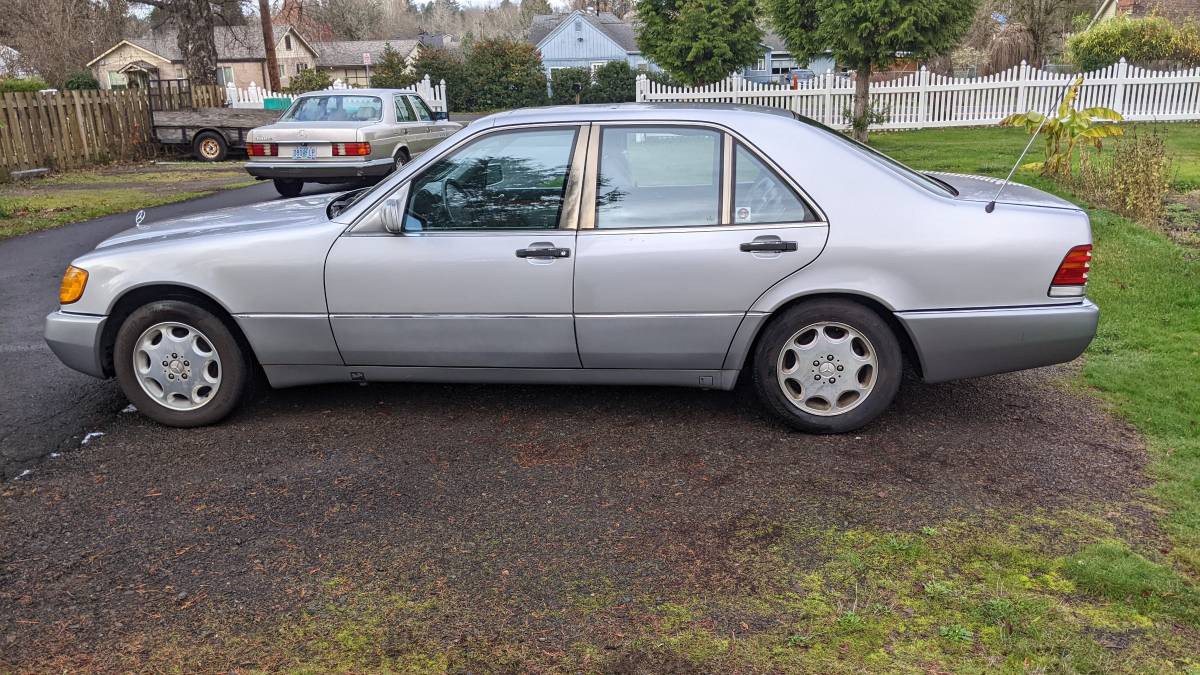 Mercedes-benz-300se-1992-1