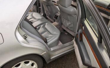 Mercedes-benz-300se-1992-7