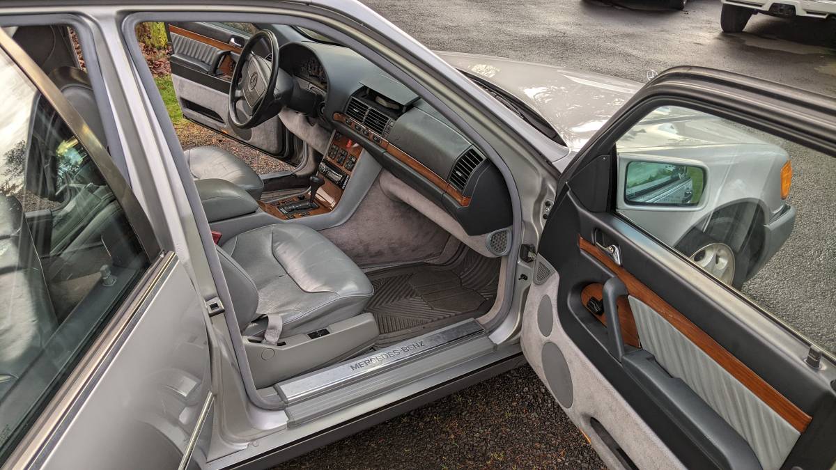 Mercedes-benz-300se-1992-8