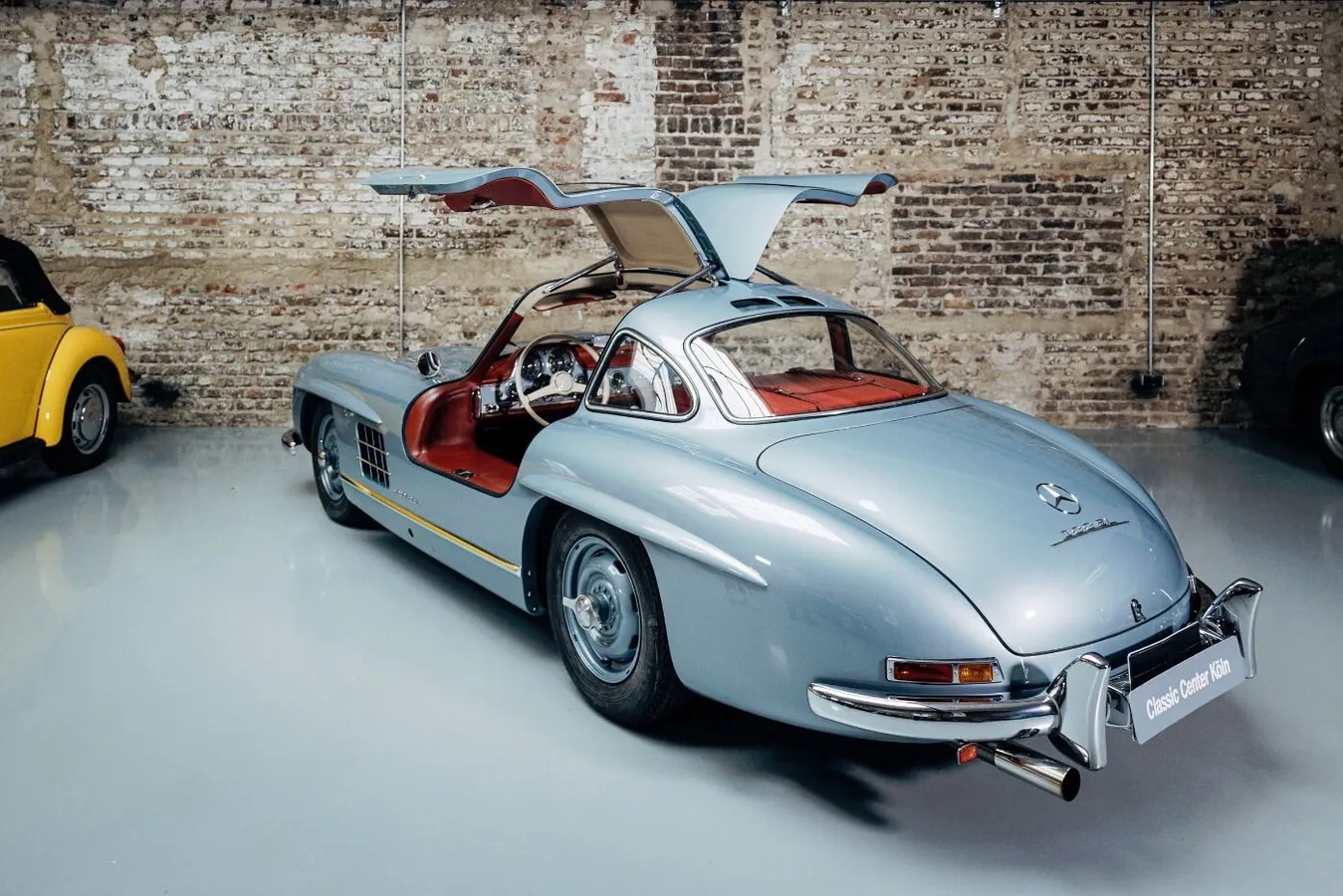 Mercedes-benz-300sl-1956-Light-Blue-Red-1