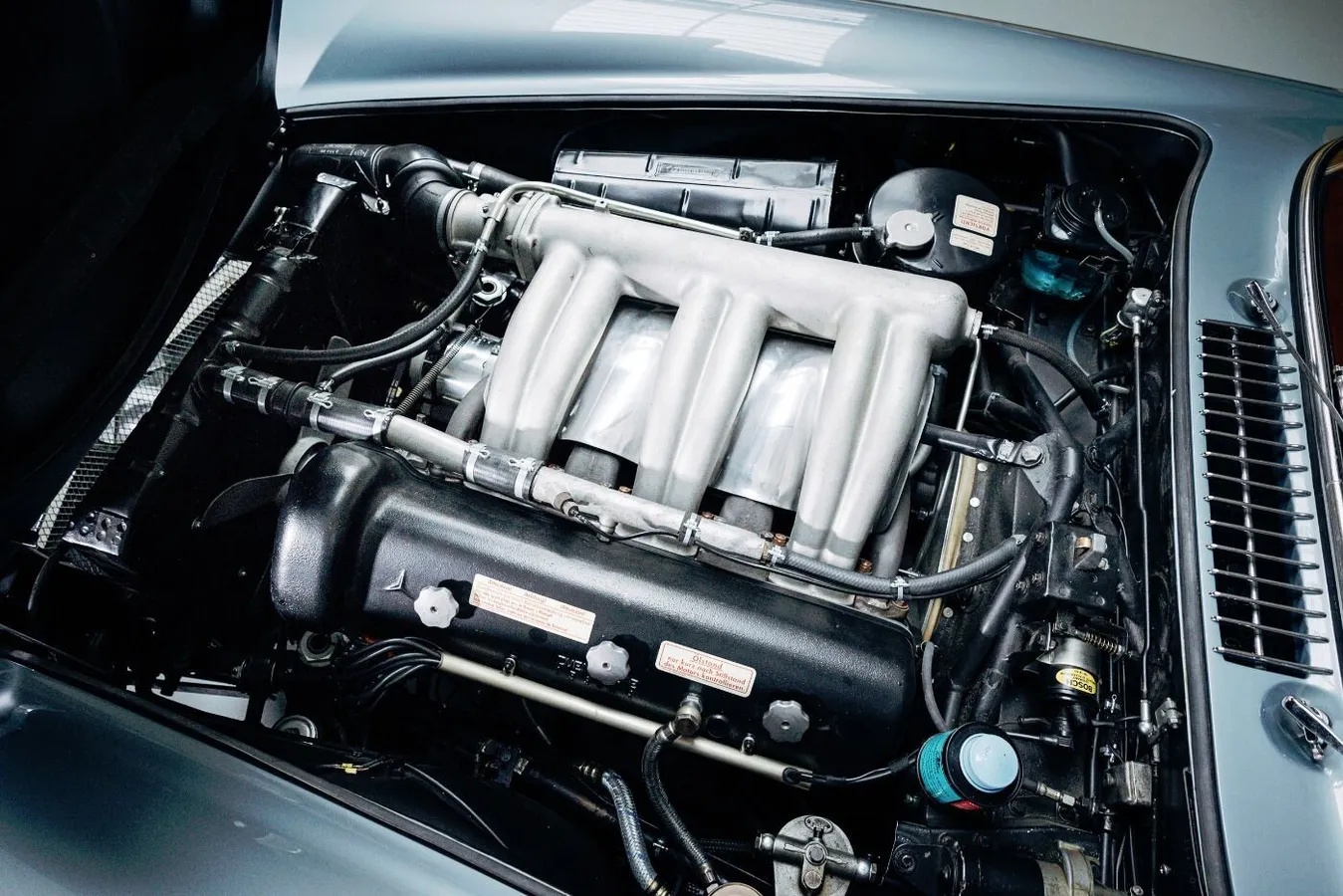 Mercedes-benz-300sl-1956-Light-Blue-Red-9