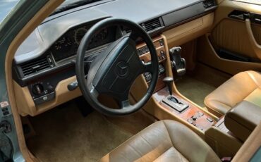 Mercedes-benz-300td-1993-Teal-Green-Tan-4