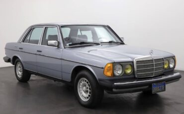 Mercedes-benz-300td-diesel-1984-grey-7