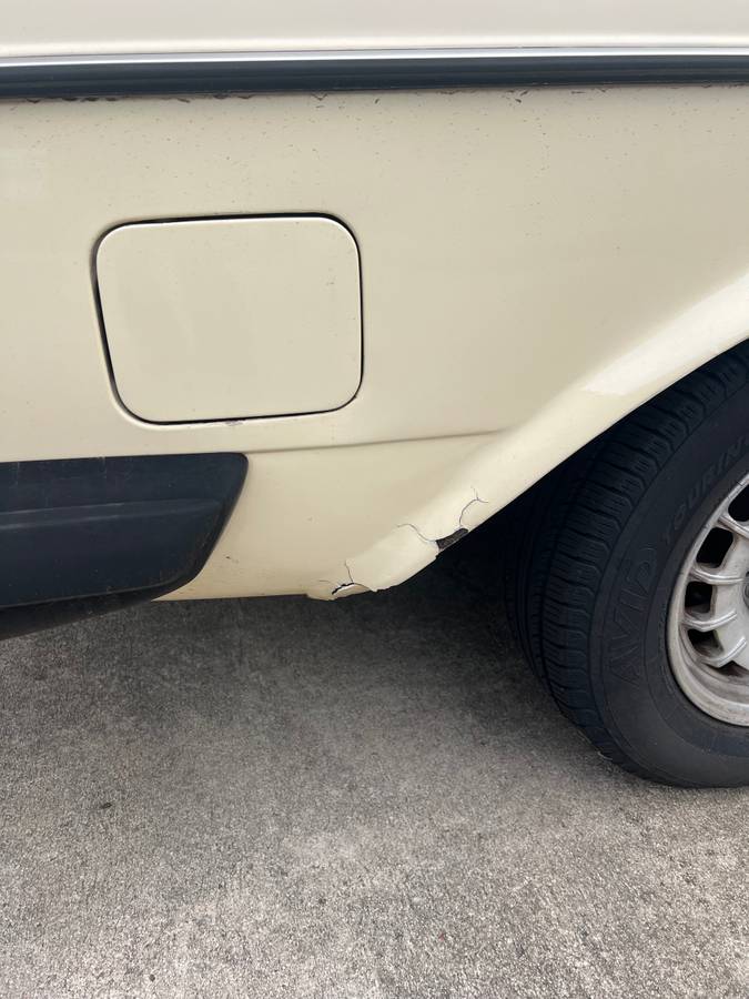 Mercedes-benz-300td-diesel-1985-1