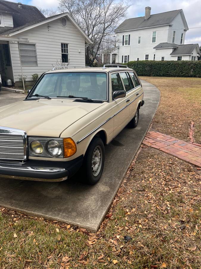 Mercedes-benz-300td-diesel-1985-10