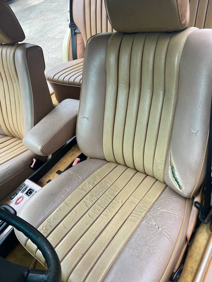 Mercedes-benz-300td-diesel-1985-13