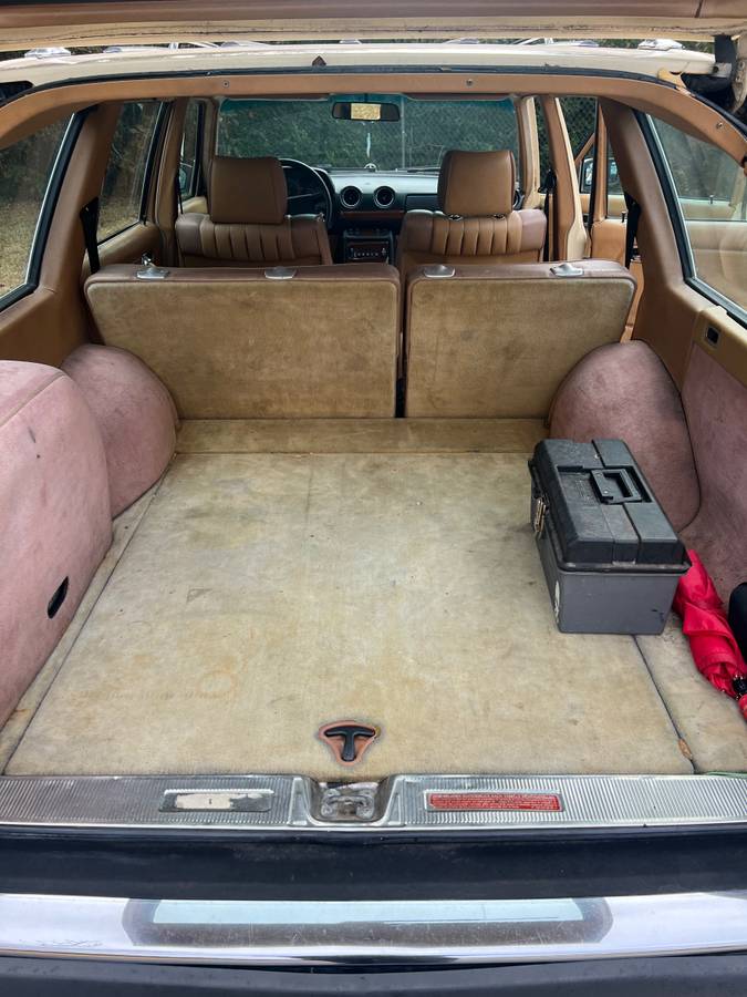 Mercedes-benz-300td-diesel-1985-15