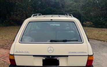 Mercedes-benz-300td-diesel-1985-5