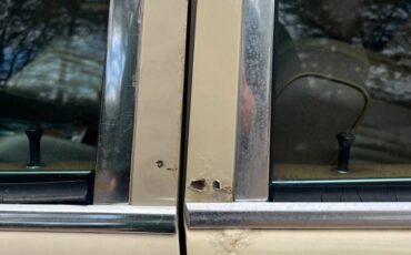 Mercedes-benz-300td-diesel-1985-6