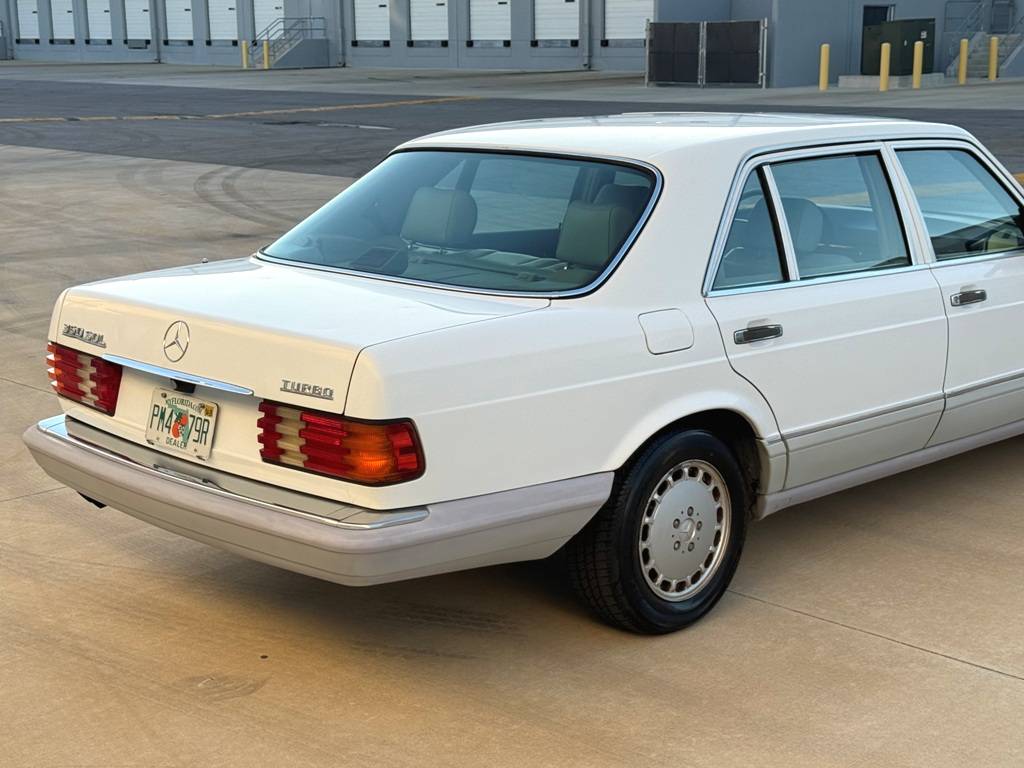 Mercedes-benz-350-sdl-turbo-diesel-1990-white-13