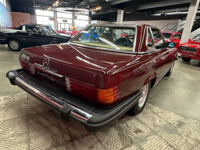 Mercedes-benz-380-1982-red-9