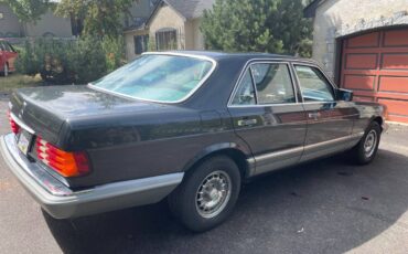 Mercedes-benz-380-se-1985-grey-12