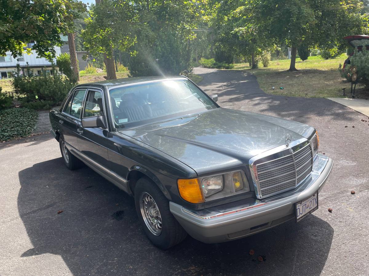 Mercedes-benz-380-se-1985-grey-14