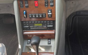 Mercedes-benz-380-se-1985-grey-18