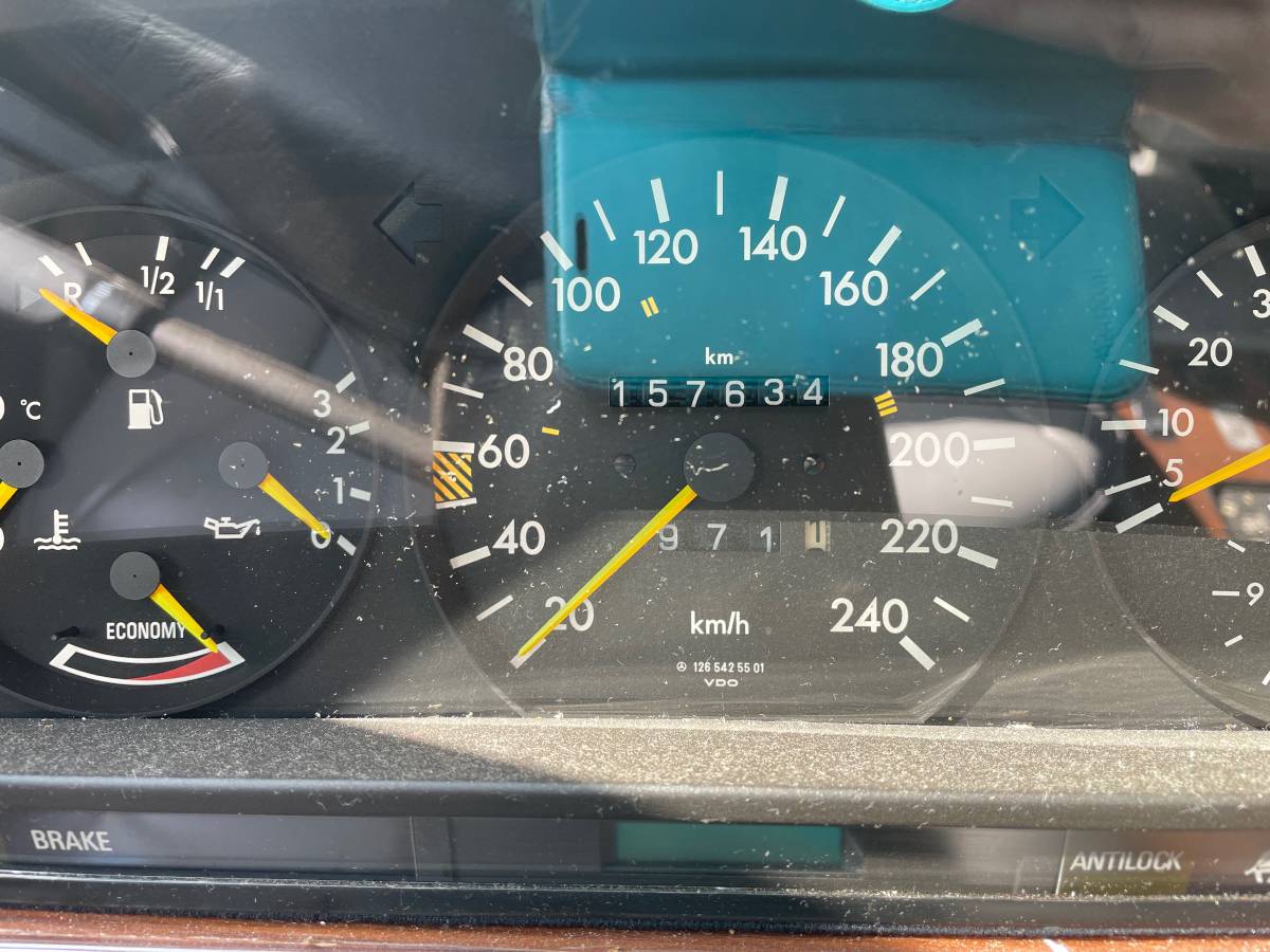 Mercedes-benz-380-se-1985-grey-20