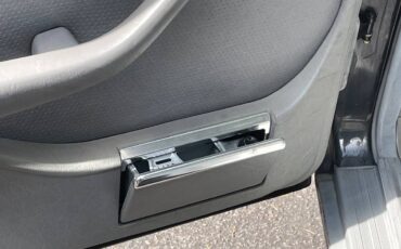 Mercedes-benz-380-se-1985-grey-8