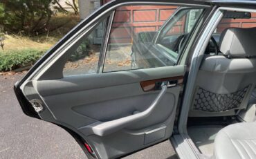 Mercedes-benz-380-se-1985-grey-9