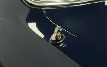 Mercedes-benz-380-series-sec-2d-coupe-1982-blue-38