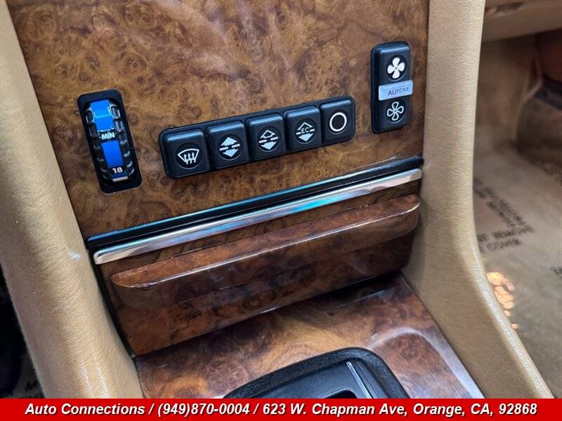 Mercedes-benz-380-sl-1985-brown-12