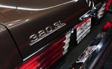 Mercedes-benz-380-sl-1985-brown-21