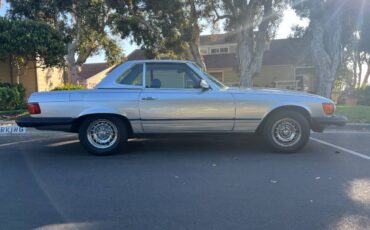 Mercedes-benz-380sl-1981-blue-2