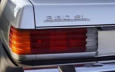 Mercedes-benz-380sl-1981-blue-4