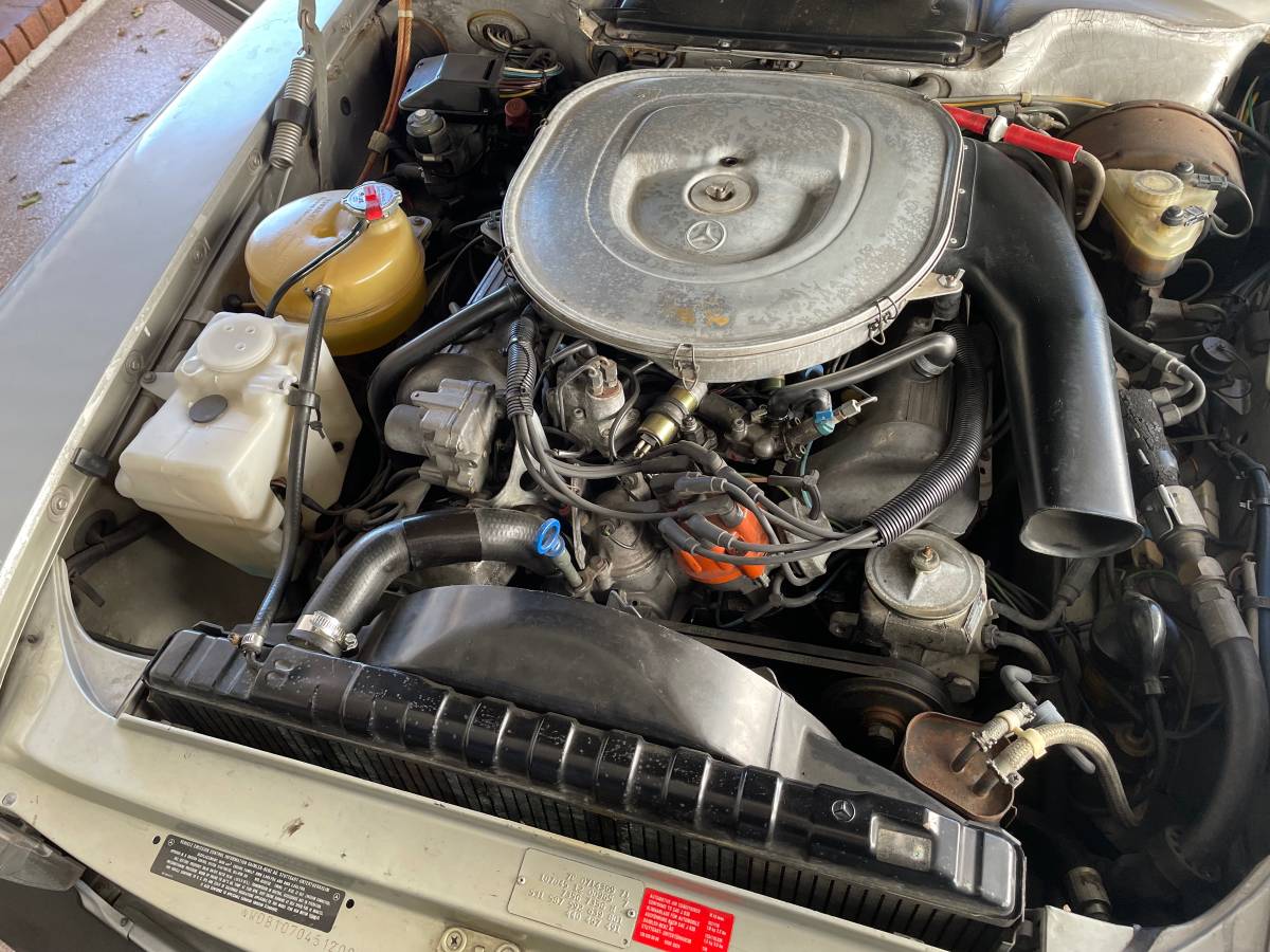 Mercedes-benz-380sl-1981-silver-10