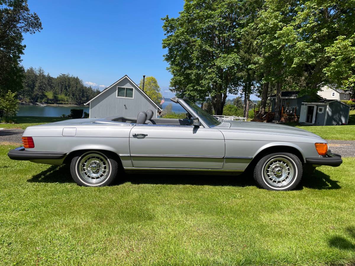 Mercedes-benz-380sl-1981-silver-5