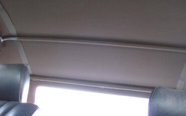 Mercedes-benz-380sl-1983-silver-11