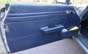 Mercedes-benz-380sl-1983-silver-12