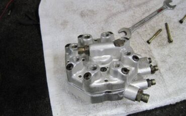 Mercedes-benz-380sl-1983-silver-18