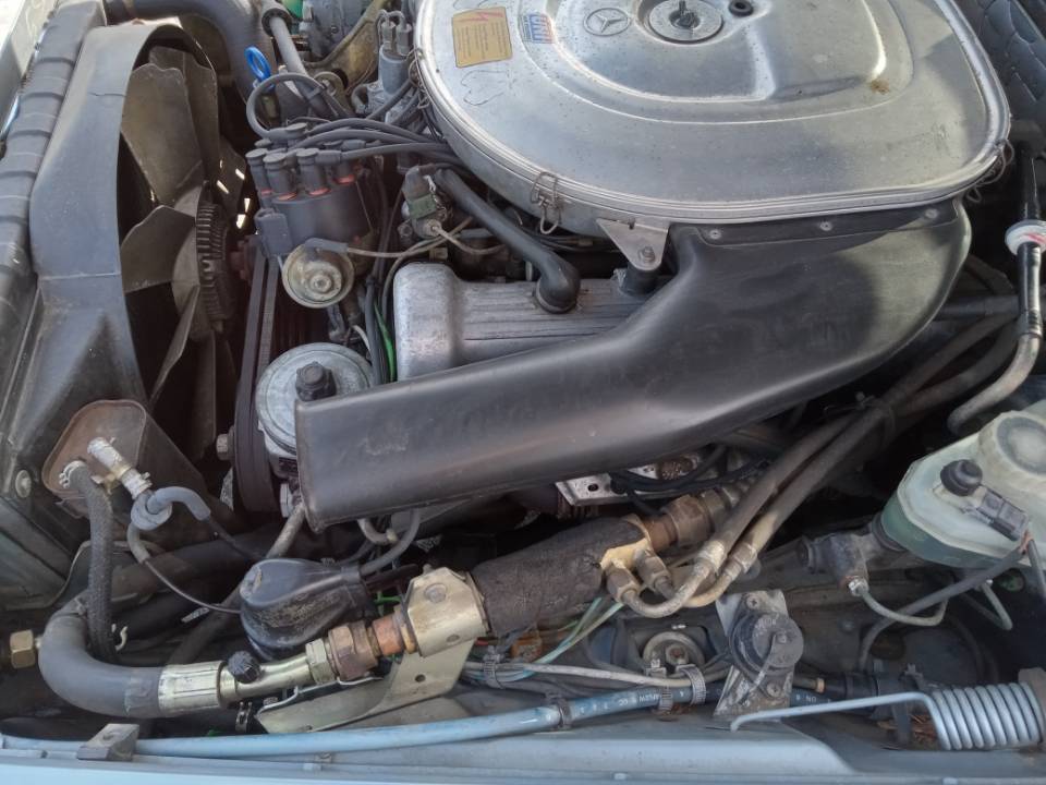 Mercedes-benz-380sl-1985-3