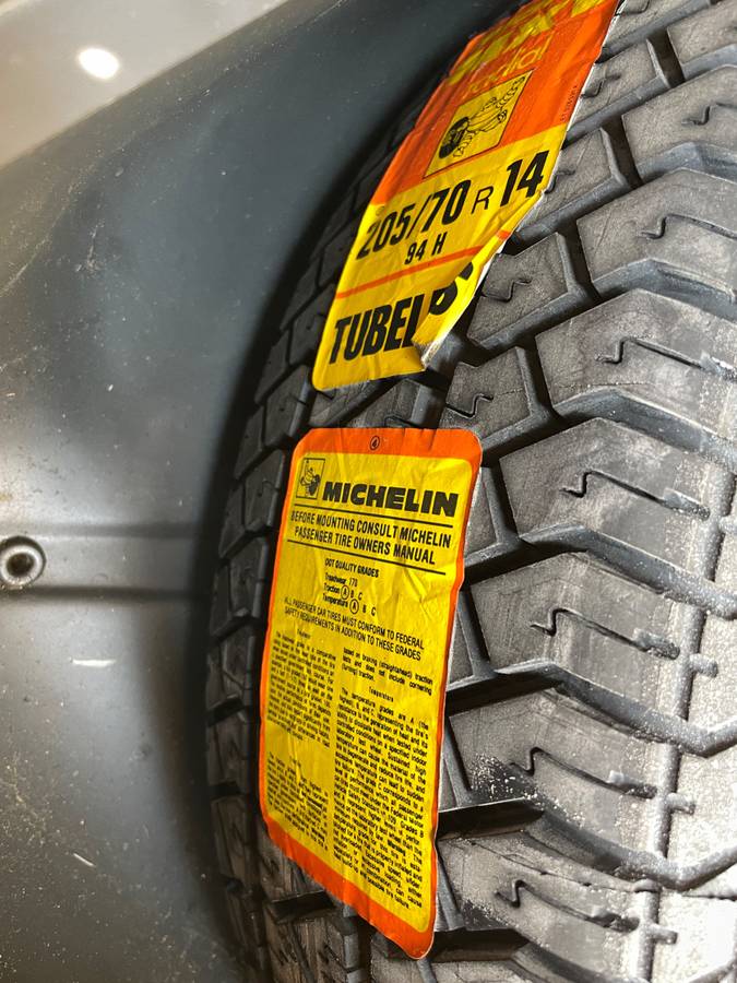 Mercedes-benz-380sl-1985-brown-4